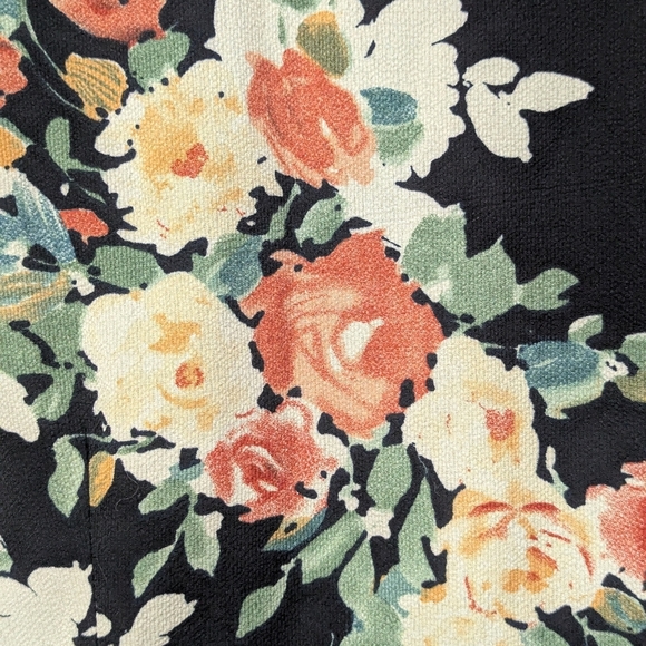 Love Riche Small Floral Sleeveless Dress Lattice Sides - Picture 9 of 14